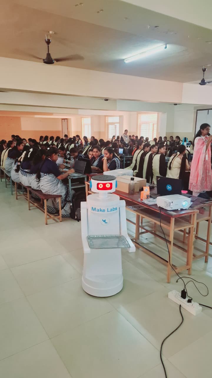 T2 Service Robot photo 9